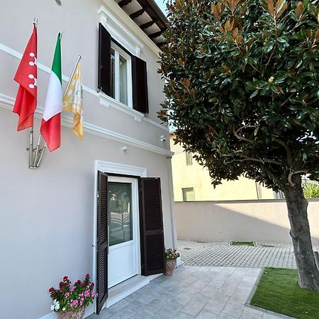 Four Lions Villa Guesthouse Pisa Eksteriør billede